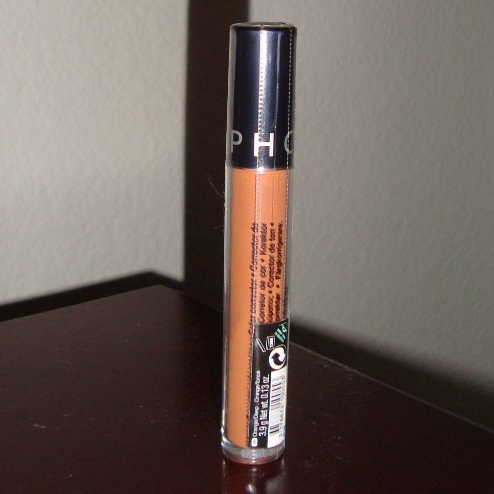 NEW! Bright Future Color Corrector - Picture 2 of 2